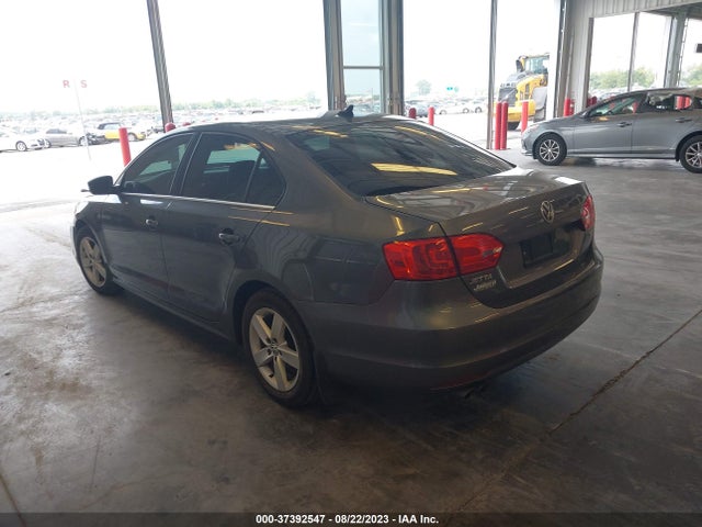 3VWLL7AJ3EM381171 Volkswagen Jetta Sedan Tdi W/premium