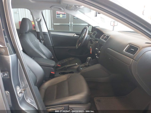 3VWLL7AJ3EM381171 Volkswagen Jetta Sedan Tdi W/premium