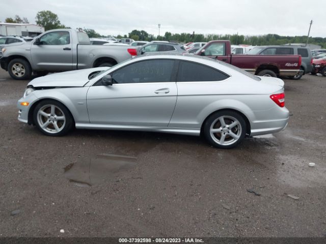 WDDGJ4HB0EG204861 Mercedes-Benz C-class C 250