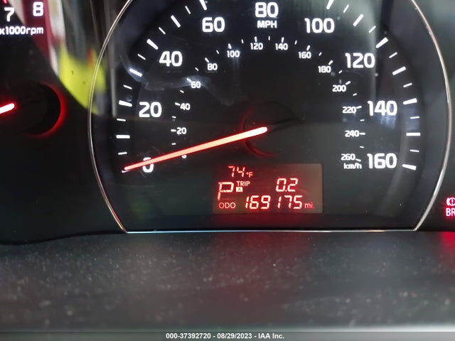 KIA SORENTO LX 2015 5XYKT3A65FG555047 Image 8