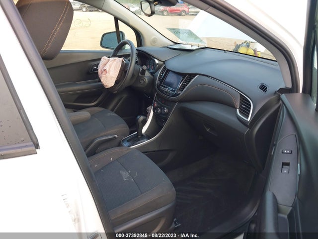 Chevrolet TRAX LS 2020 KL7CJNSB1LB050773 Image 5