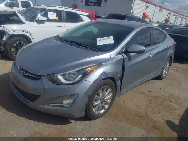 Hyundai ELANTRA SE 2015 5NPDH4AE4FH601323 Image 2