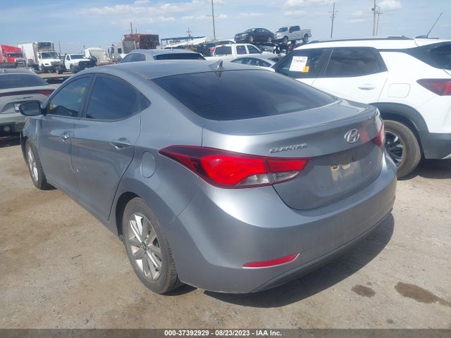 Hyundai ELANTRA SE 2015 5NPDH4AE4FH601323 Image 4