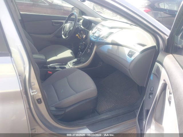 Hyundai ELANTRA SE 2015 5NPDH4AE4FH601323 Image 6