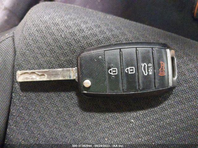 KNAGT4L34G5087186 KIA Optima Lx