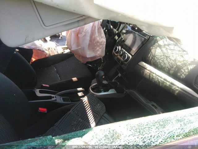 Honda FIT EX 2019 3HGGK5H83KM712472 Image 10