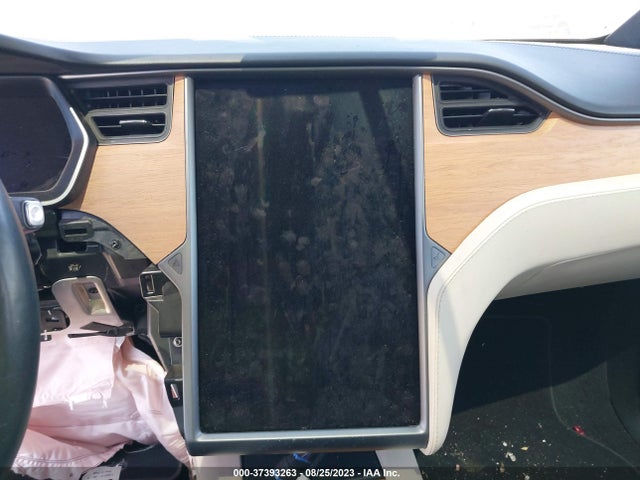 Tesla Model X Long Range 2020 5YJXCAE25LF286097 Image 16