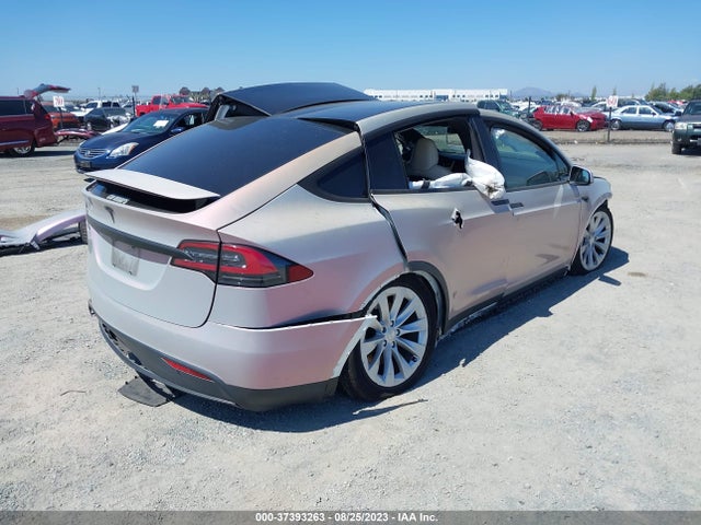 Tesla Model X Long Range 2020 5YJXCAE25LF286097 Image 4