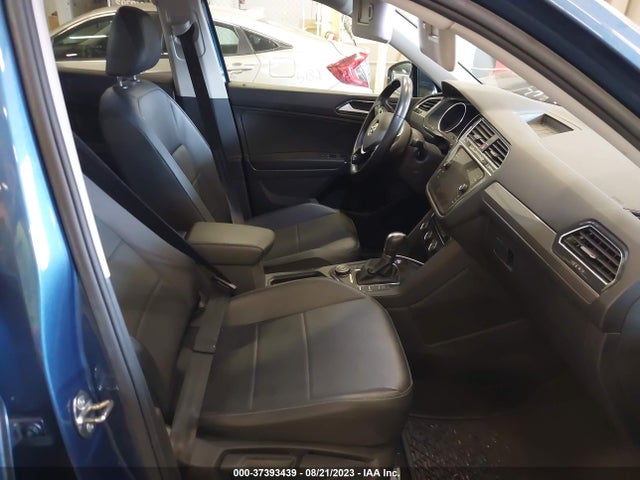 3VV2B7AX1JM160878 Volkswagen Tiguan Sel/se