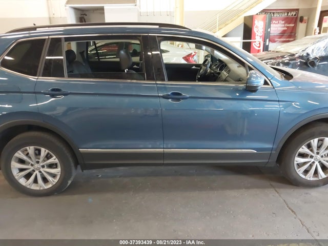 3VV2B7AX1JM160878 Volkswagen Tiguan Sel/se