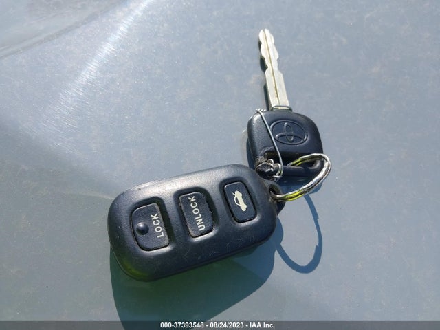 2002 TOYOTA CAMRY SOLARA SE VIN: 2T1CE22P62C013560