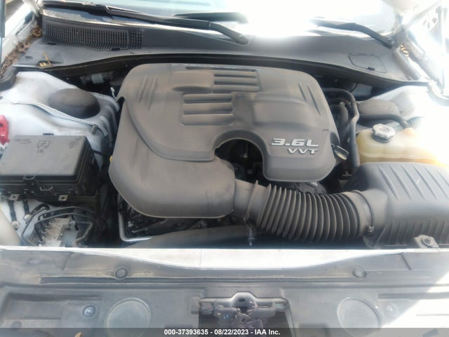Chrysler 300 300s 2019 2C3CCABG4KH682775 Image 16
