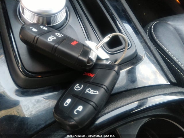 Chrysler 300 300s 2019 2C3CCABG4KH682775 Image 3