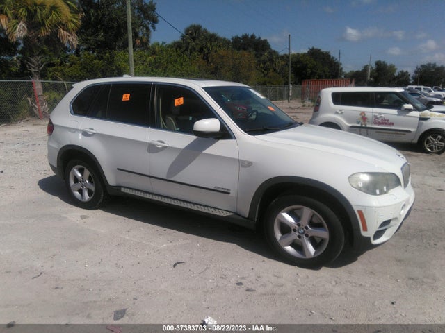 2011 BMW X5 50I VIN: 5UXZV8C55BLL67720