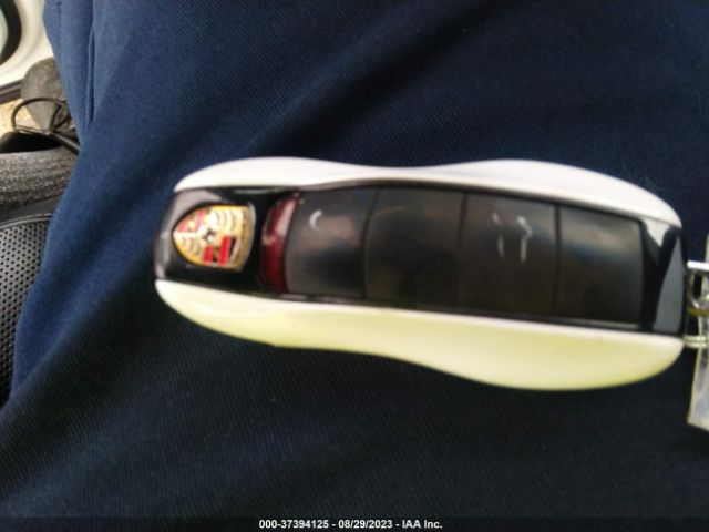 WP1AE2A27HLA70072 Porsche Cayenne S E-hybrid