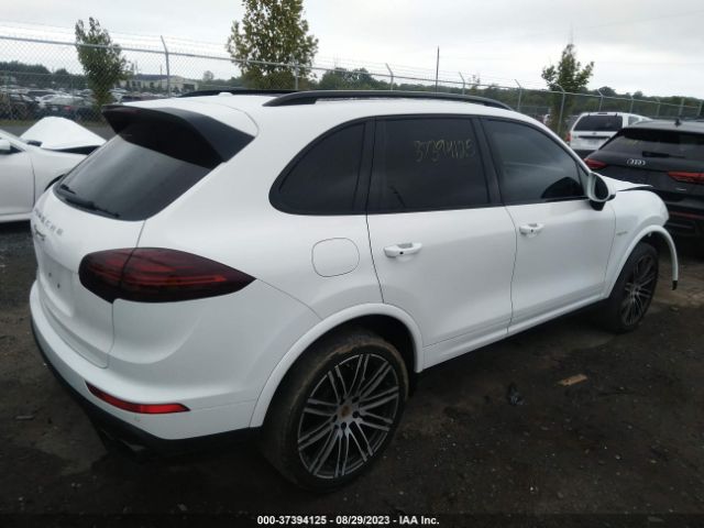 WP1AE2A27HLA70072 Porsche Cayenne S E-hybrid