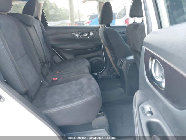 KNMAT2MT8FP581890 Nissan ROGUE SV