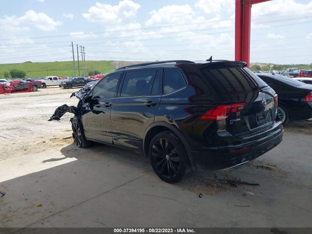 3VV3B7AX3LM054763 Volkswagen Tiguan Se/sel/se R-line Black