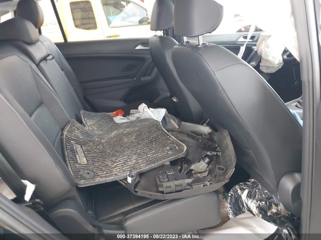 3VV3B7AX3LM054763 Volkswagen Tiguan Se/sel/se R-line Black