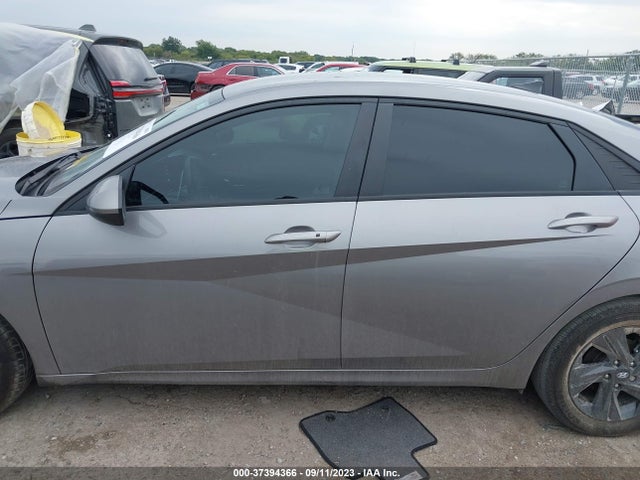 2021 HYUNDAI ELANTRA SEL VIN: KMHLS4AG5MU111082