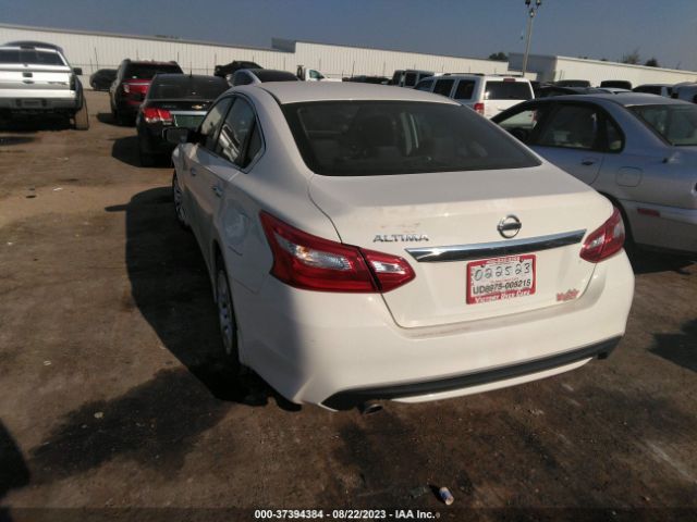 1N4AL3AP3HN311340 Nissan Altima 2.5 S