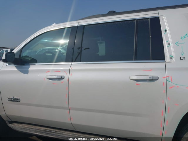Chevrolet Suburban Lt 2018 1GNSCHKC1JR354569 Image 15