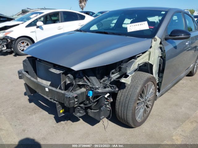 3KPF54AD2NE491030 KIA Forte Gt-line
