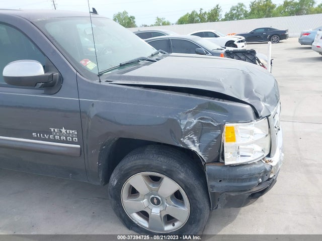 2011 CHEVROLET SILVERADO 1500 LT VIN: 3GCPCSE04BG204034