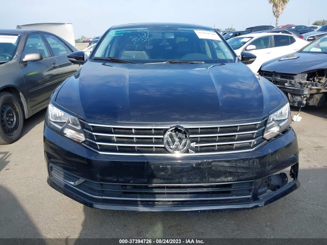 1VWLA7A35KC011540 Volkswagen Passat 2.0t Wolfsburg Edition