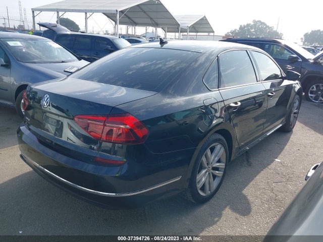 1VWLA7A35KC011540 Volkswagen Passat 2.0t Wolfsburg Edition