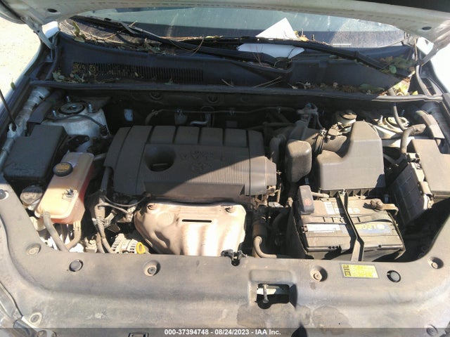 2011 TOYOTA RAV4 VIN: 2T3KF4DV2BW080484