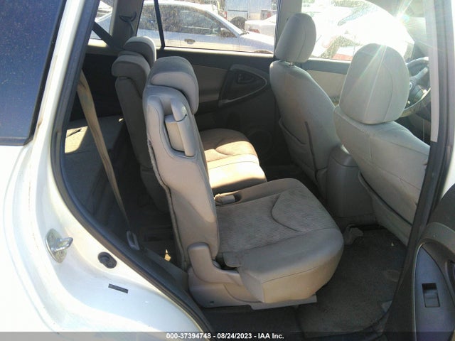 2011 TOYOTA RAV4 VIN: 2T3KF4DV2BW080484