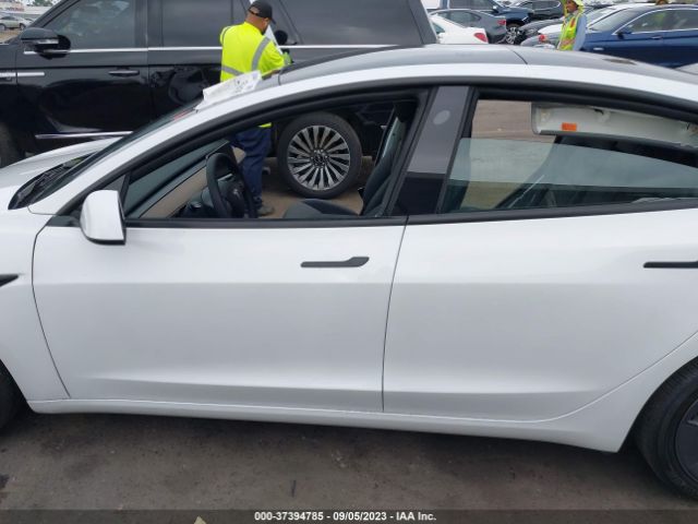 5YJ3E1EA5NF295983 Tesla MODEL 3