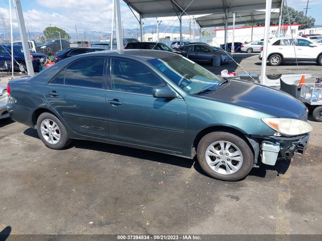 2004 TOYOTA CAMRY LE/XLE VIN: 4T1BF32K74U068412