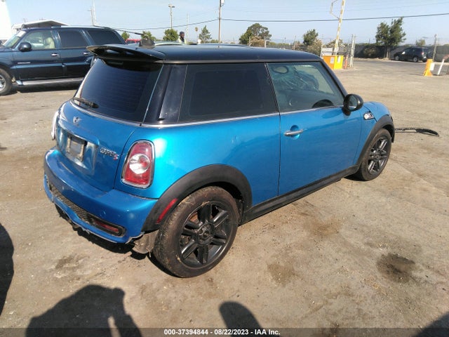 2011 MINI COOPER S WMWSV3C52BTY20307 Photo 3