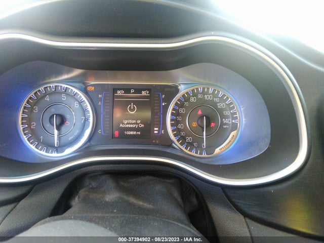 1C3CCCABXFN715406 Chrysler 200 Limited