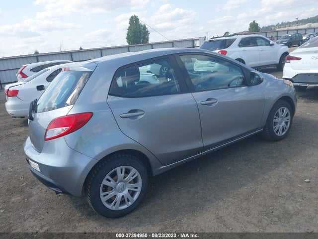 Mazda Mazda2 Sport 2014 JM1DE1KZXE0172239 Image 5
