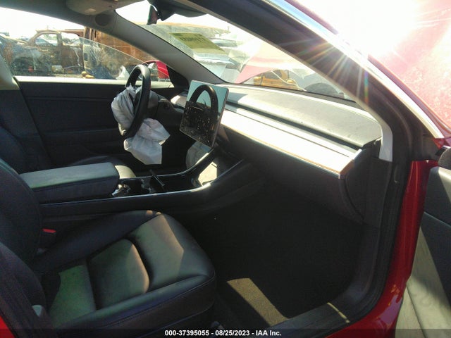 2018 Tesla 3, VIN: 5YJ3E1EA4JF163789