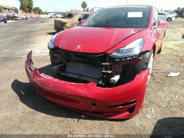 2018 Tesla 3, VIN: 5YJ3E1EA4JF163789