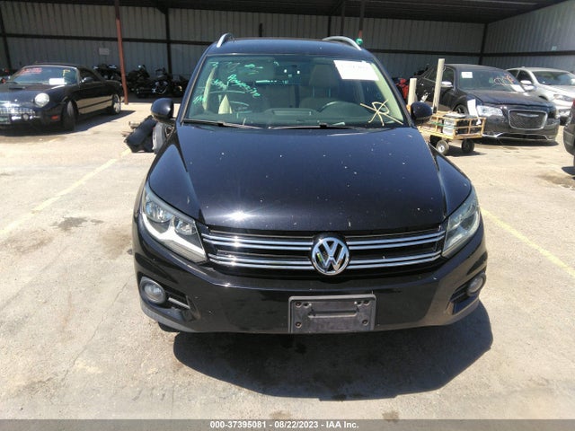WVGAV7AX0FW508674 Volkswagen TIGUAN SE