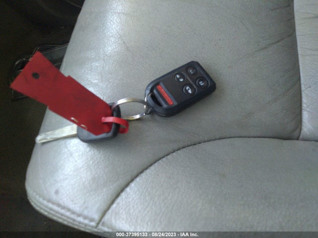 2006 HONDA ODYSSEY EX-L VIN: 5FNRL38756B087020