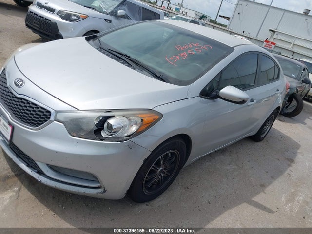 KIA FORTE LX 2016 KNAFK4A63G5442831 Image 2