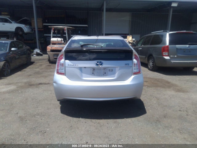Toyota Prius Four 2015 JTDKN3DU2F1928517 Image 15