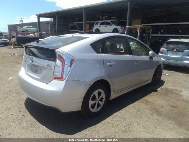 Toyota Prius Four 2015 JTDKN3DU2F1928517 Image 4