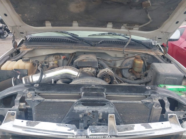 2000 CHEVROLET SILVERADO 1500 LS VIN: 2GCEC19T4Y1312094