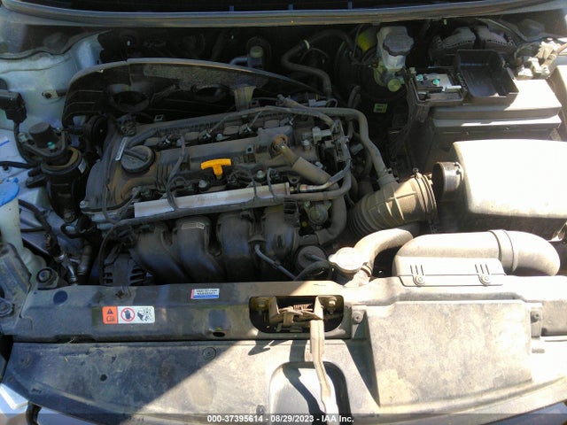 2013 HYUNDAI ELANTRA LIMITED PZEV VIN: KMHDH4AE8DU565375