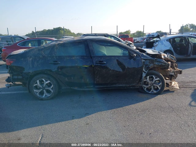 2021 KIA FORTE LXS VIN: 3KPF24AD6ME331207