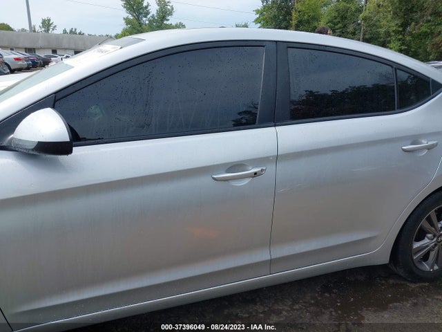 Hyundai Elantra Value Edition 2018 5NPD84LF0JH279990 Image 14