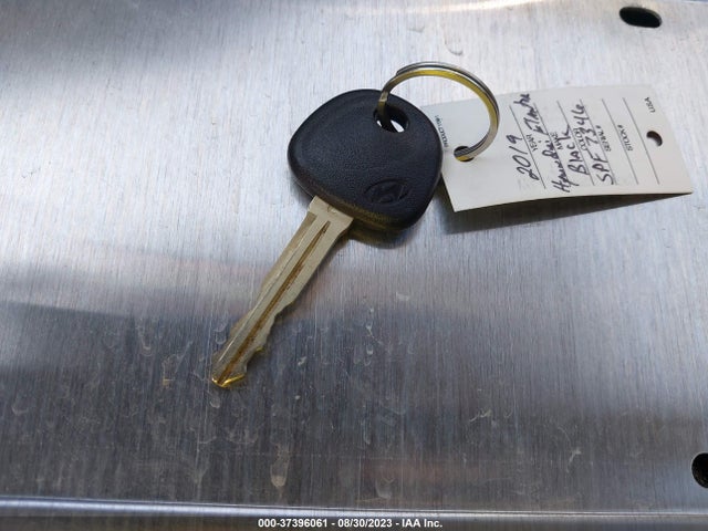 Hyundai ELANTRA SE 2019 5NPD74LF4KH471479 Image 11