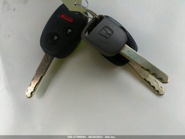 2006 HONDA PILOT EX-L WITH RES VIN: 2HKYF18696H542354